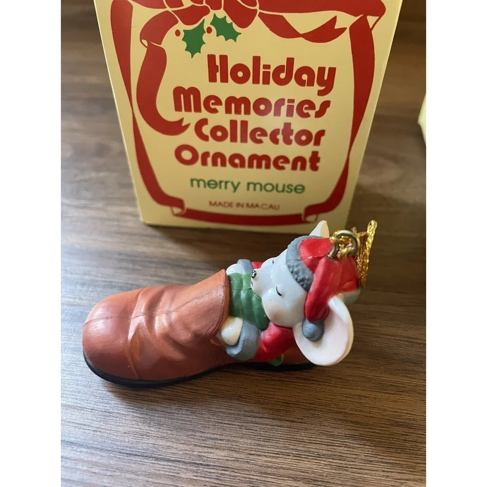 Vintage Holiday Memories Collector Ornaments  Lot Family Bells Mouse Puppy